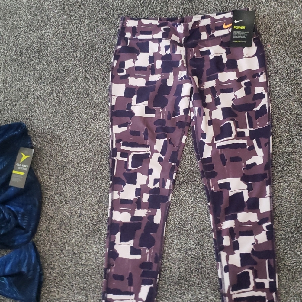 7/8 Nike dri-fit leggings